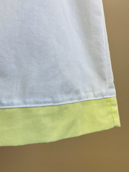 Vestido Infantil Branco Bordado Detalhes Amarelo - Petit Cherie
