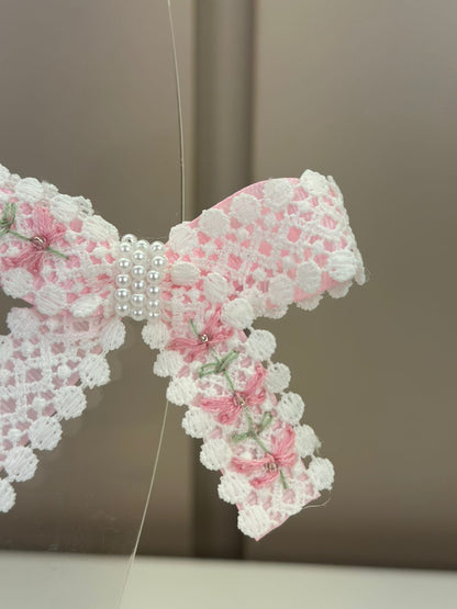 Laço Infantil Renda Bordado Flores e Pérolas Rosa - Roana