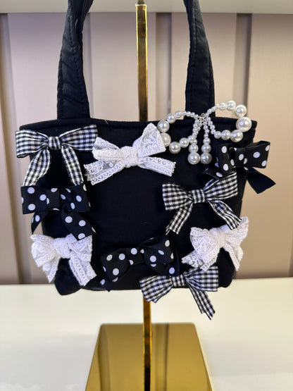 Bolsa Infantil Puffer Multi Laços Preto e Branco - Pituchinhus