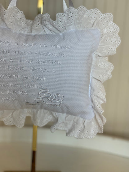 Almofada Bebê Oração Santo Anjo Rendada Bordado Branco - Roana