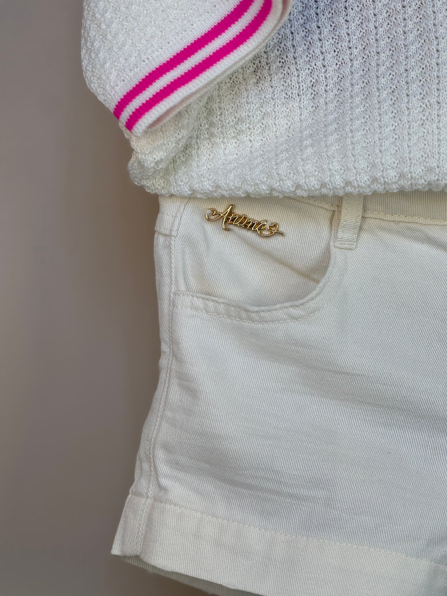 Conjunto Infantil Blusa Tricot Minnie Tennista e Shorts Sarja Off White - Animê