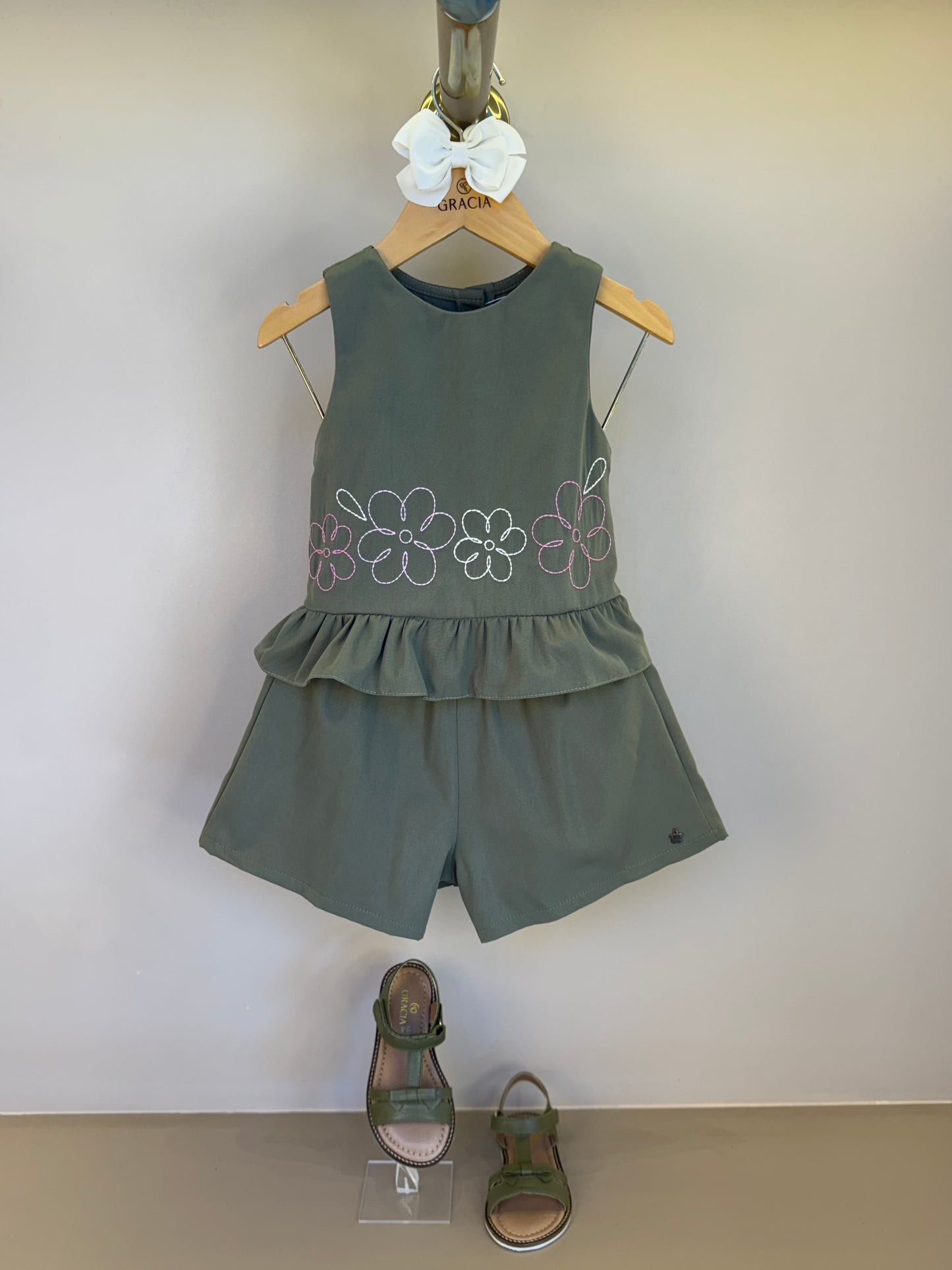 Conjunto Infantil Blusa Bordada e Shorts em Sarja - Mon Sucre
