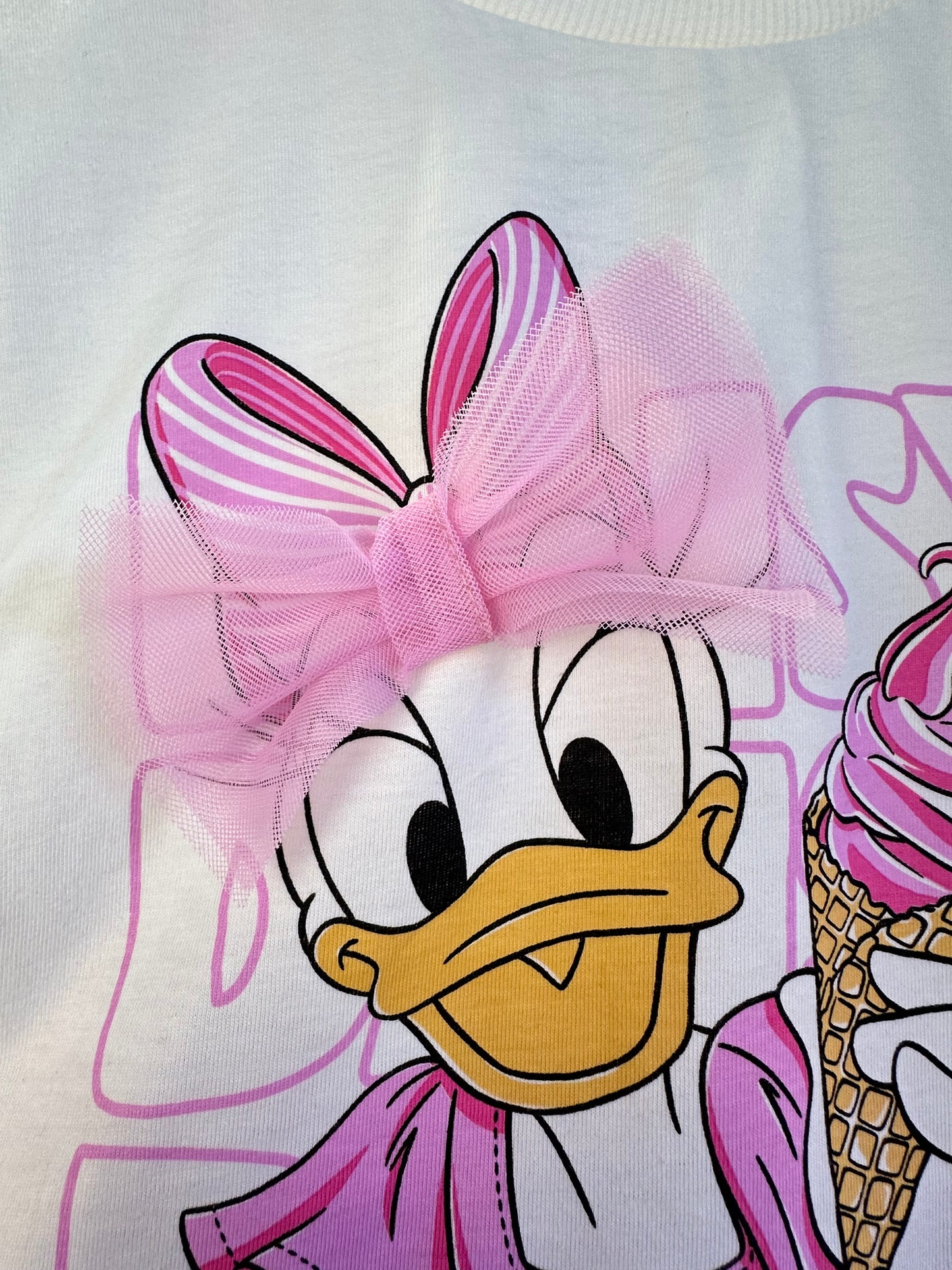 Conjunto Infantil Blusa Daisy Duck Com Laço e Shorts Saia Com Cós de Elástico - Momi