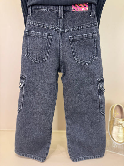 Conjunto Infantil Blusa Malha Botões  e Calça Wide Leg Bolsos Lateral - Um Mais Um