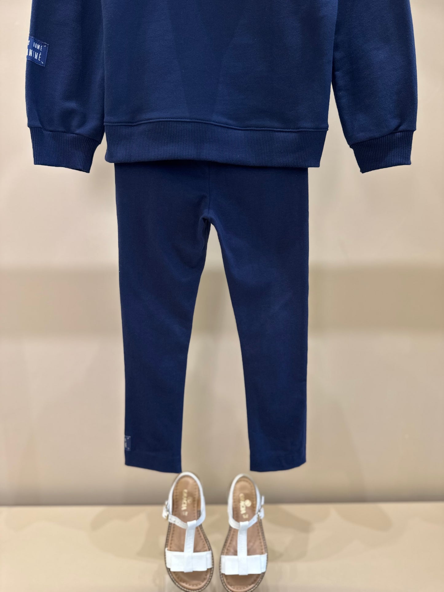 Conjunto Infantil Blusa Moletom Capuz Minnie e Calça Essentials Recortes Marinho - Animê