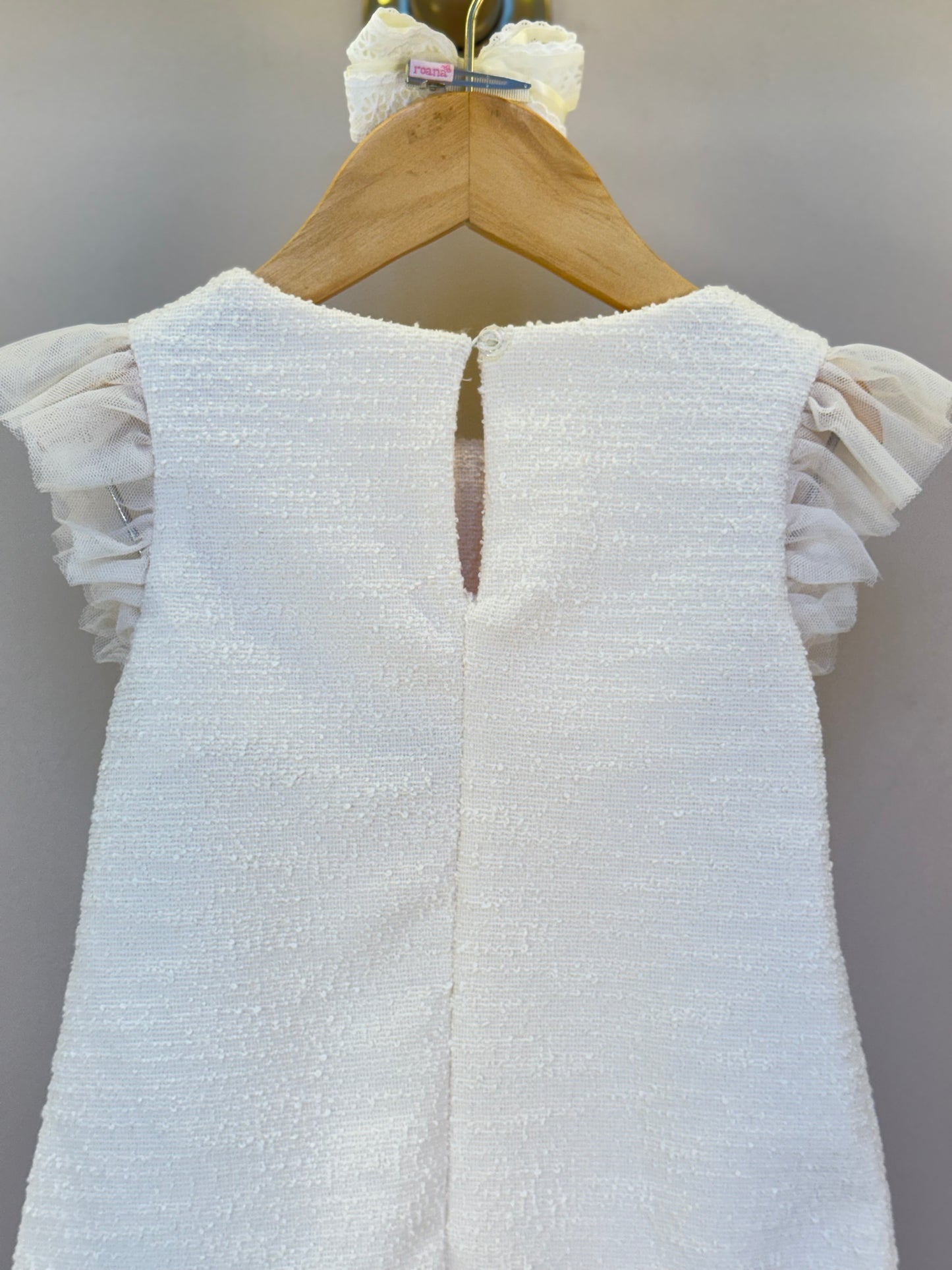 Vestido Infantil Tweed com Botão Joia e Tule - Petit Cherie