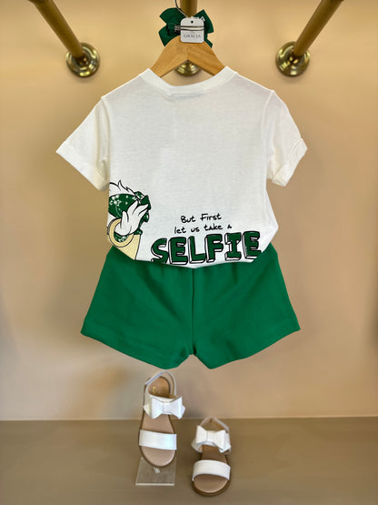 Conjunto Infantil Blusa Minnie & Daisy e Shorts Laço Estampado - Animê