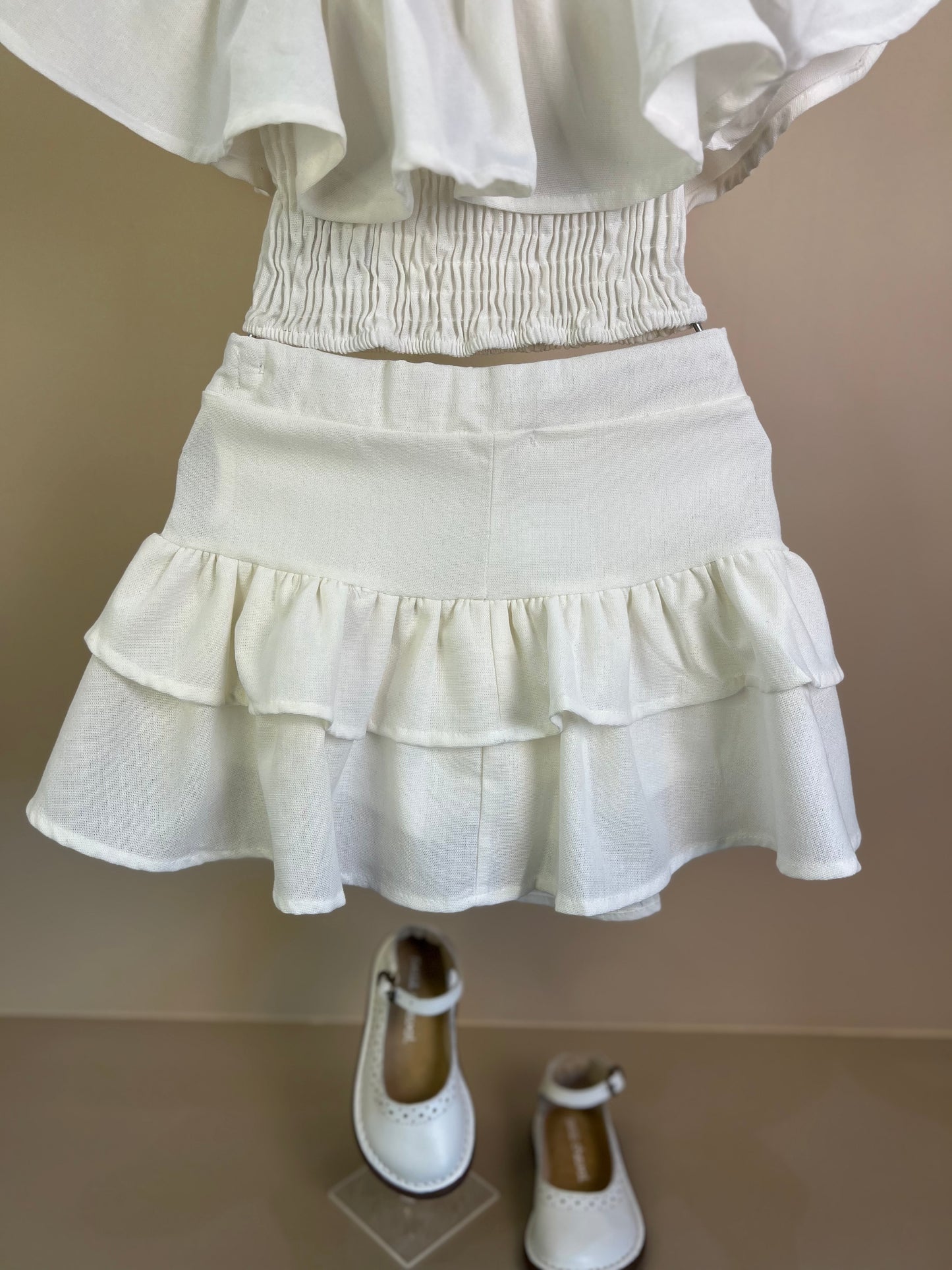 Conjunto Infantil Linho Blusa e Saia Cinto Pérolas e Coração - Luluzinha