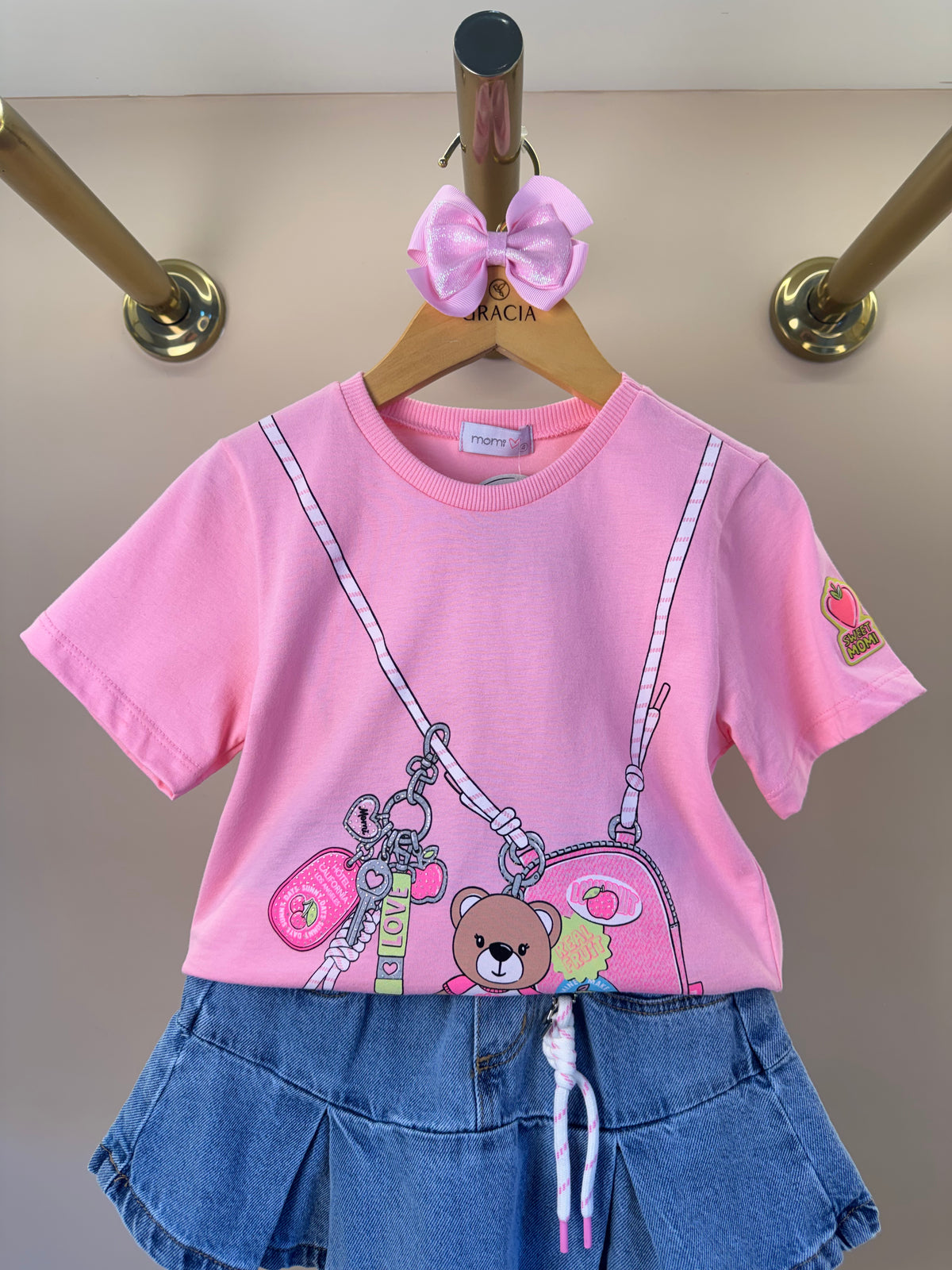 Conjunto Infantil Blusa Chaveiro Com Strass e Saia Jeans Pregas Com Pingente - Momi