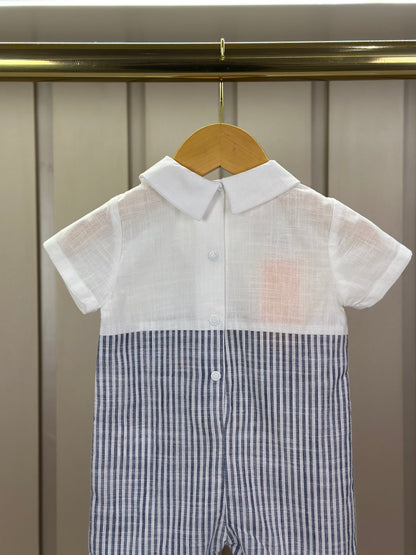 Romper Bebê Camisaria Algodão Cambraia e Fio Tinto Gola e Lapela Marinho - Um Mais Um