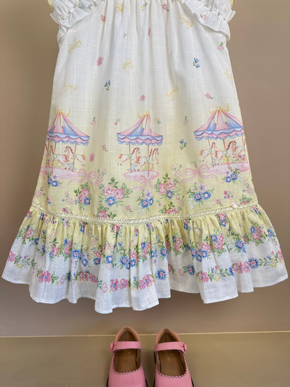 Vestido Infantil Estampa Delicada Flores Alças Babadinho- Petit Cherie