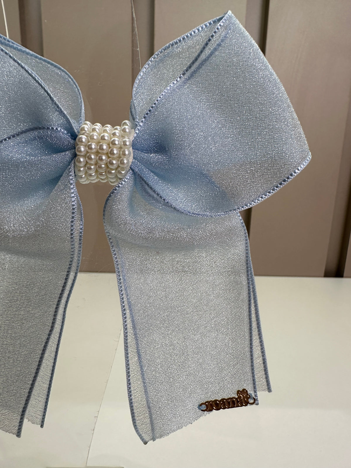 Laço Infantil Organza Azul Claro Miolo Pérolas - Roana