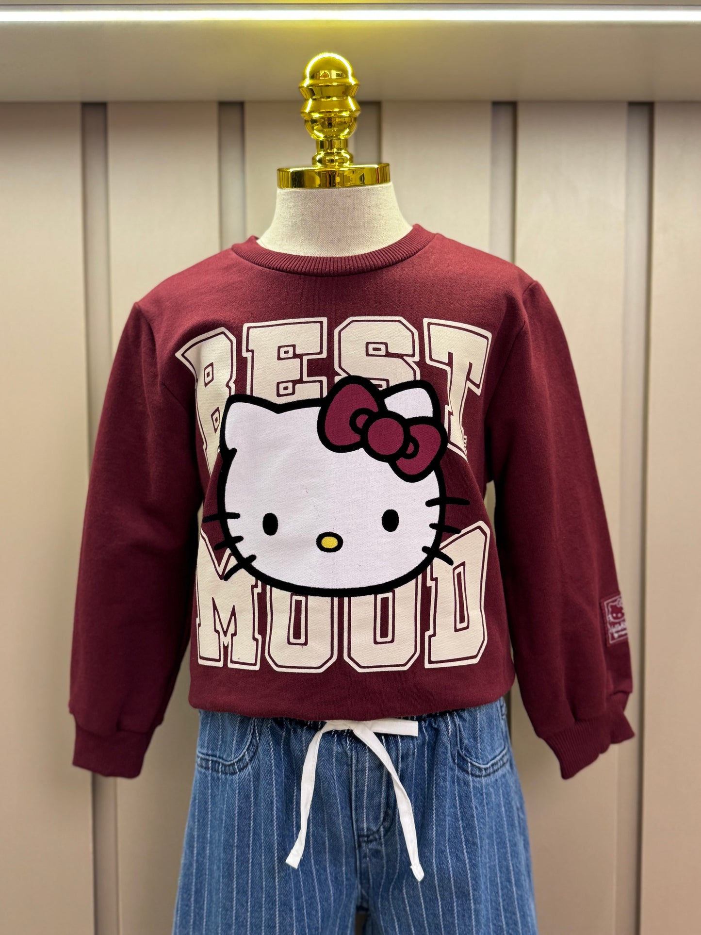Conjunto Infantil Casaco  Over Hello Kitty Cranberry Juice e Calça Jeans Listrada Cós Duplo - Momi