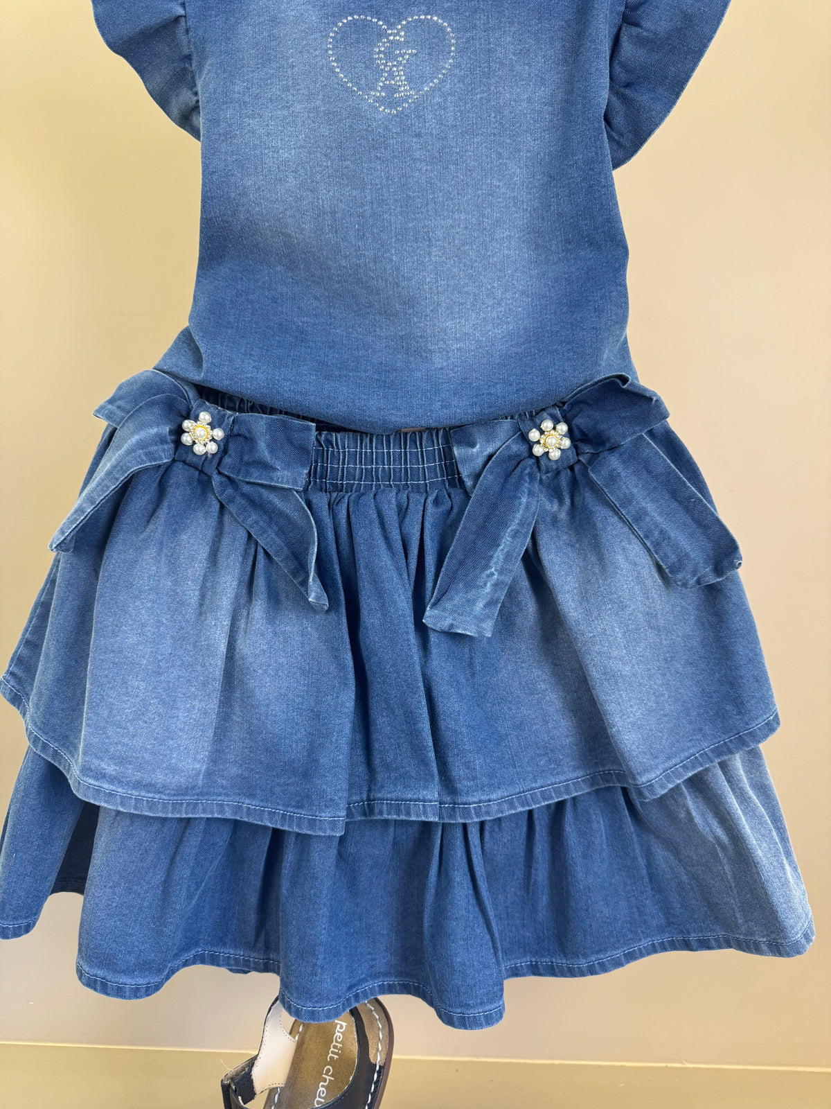 Conjunto Infantil Blusa Jeans Strass e Saia Laços Laterais Bordado Com Pérolas - Gabriela Aquarela