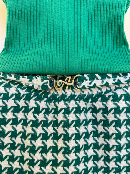 Conjunto Infantil Blusa Canelada Essentials e Saia Tweed Xadrez Verde -Animê