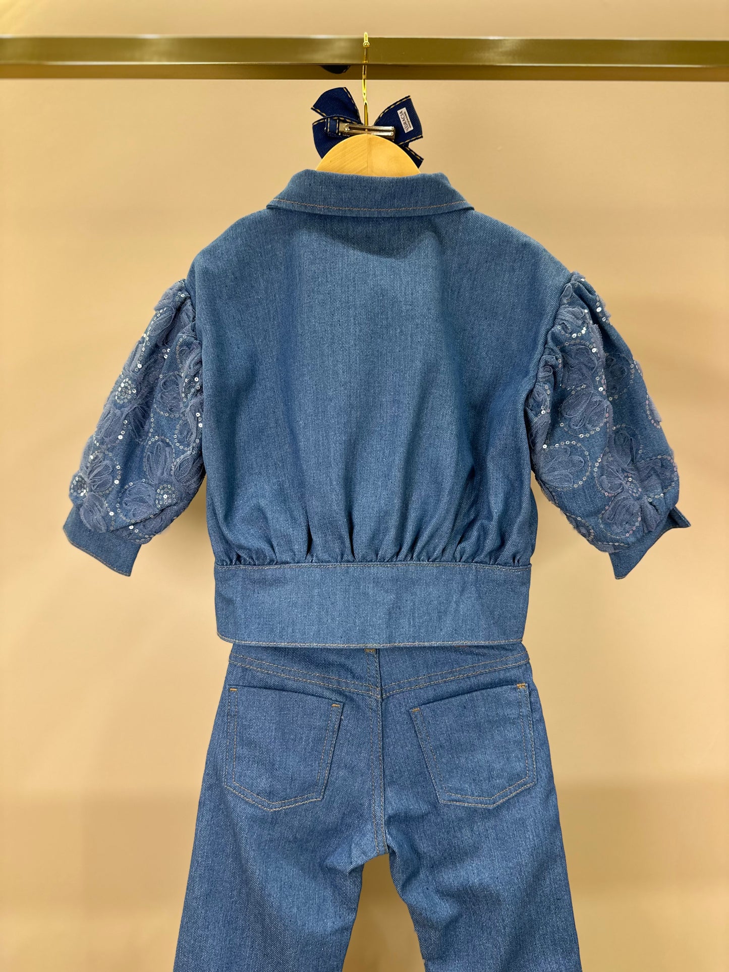 Conjunto Infantil Jaqueta e Calça Jeans Bordada Tule Flores - Animê