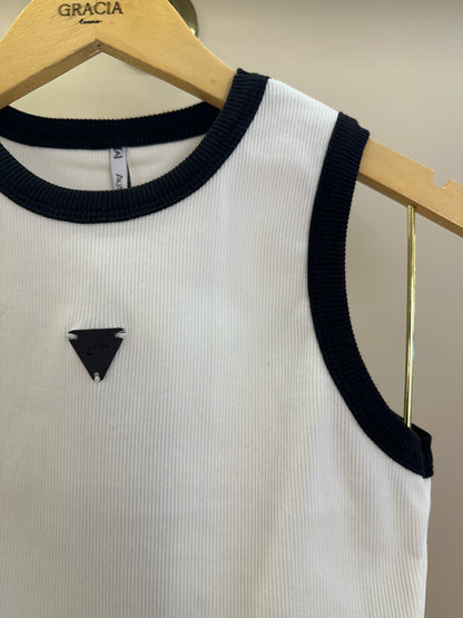Conjunto Teen Regata e Short - Saia Preto - Authoria