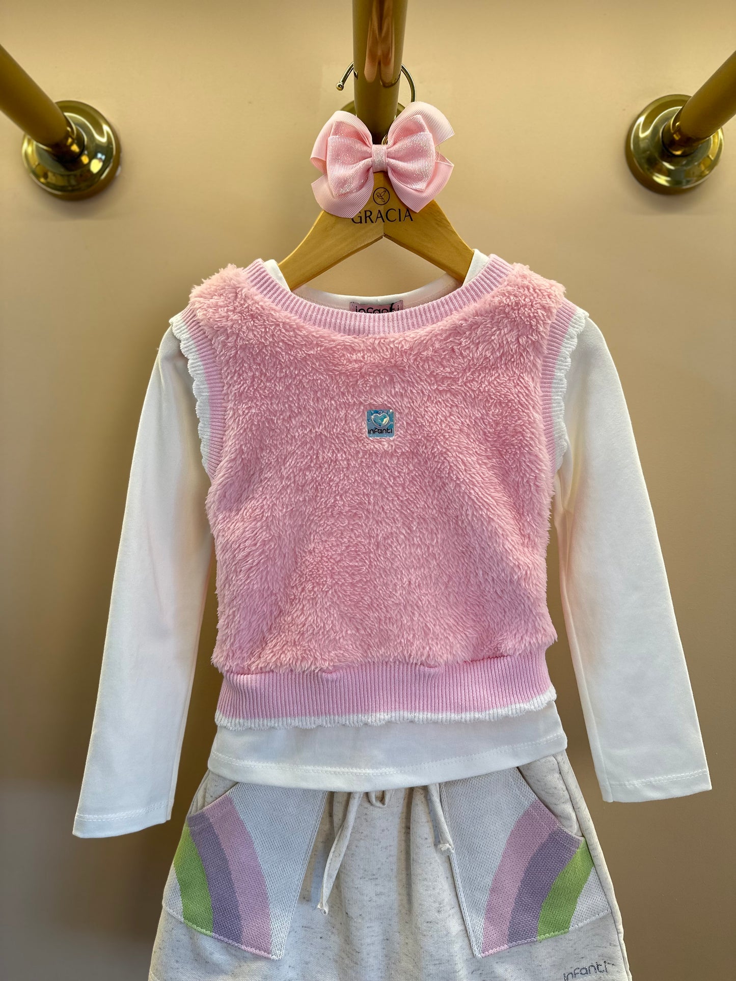 Conjunto Trio Blusa ML Off White, Colete Rosa e Saia Bege - Infanti