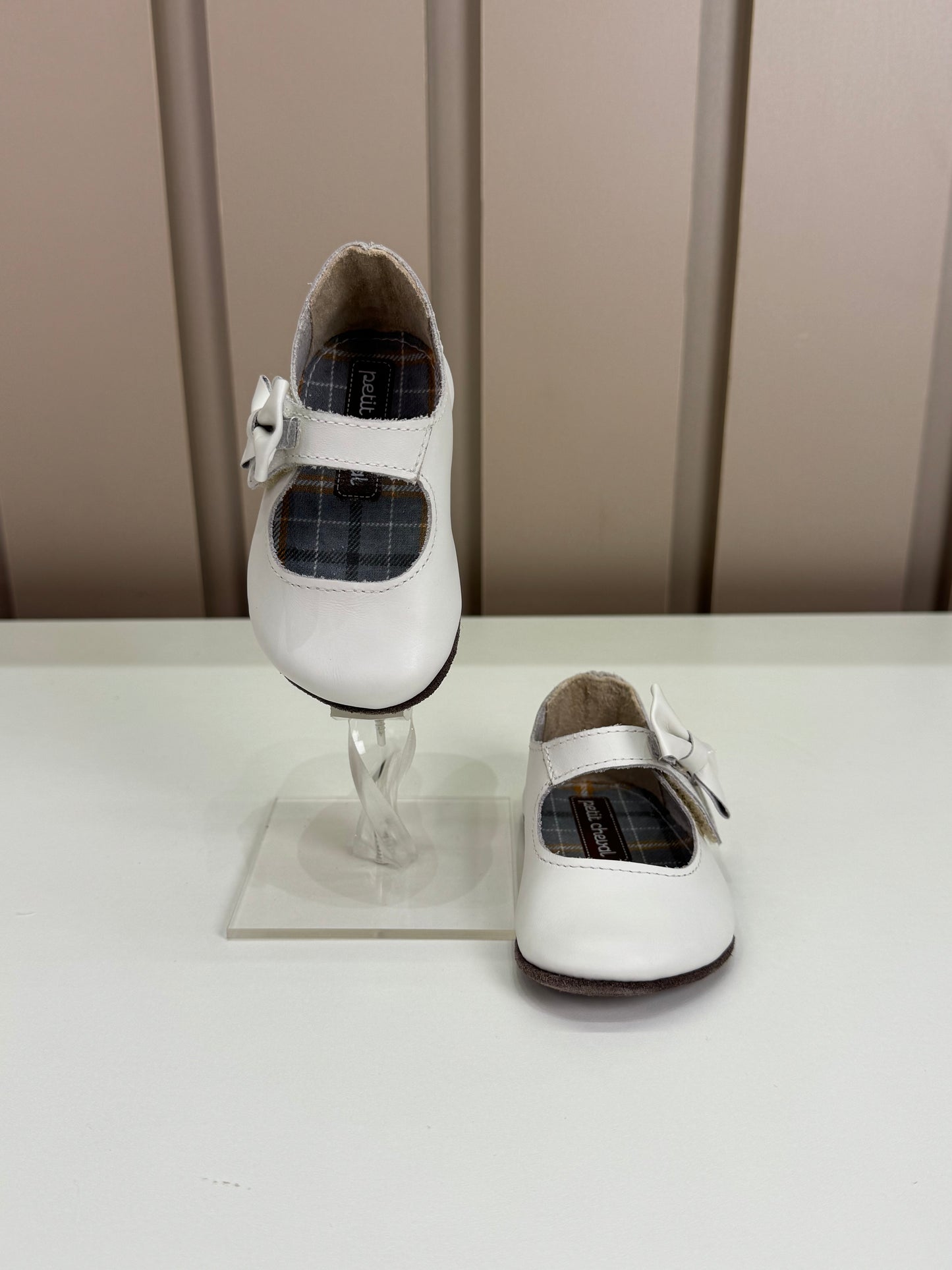 Sapato Bebê Couro Cubo Branco - Petit Cheval