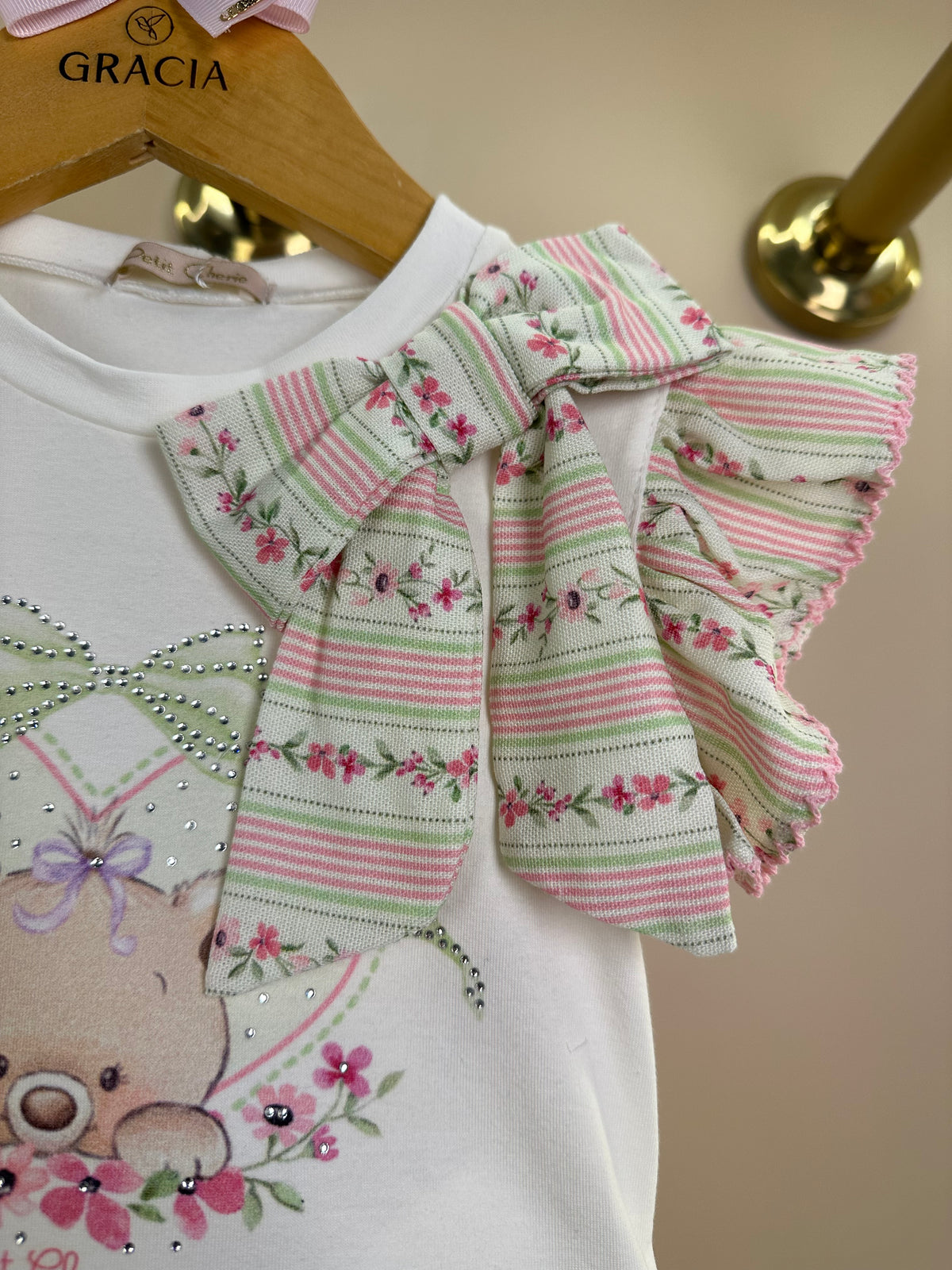 Conjunto Infantil Blusa Ursinha Laço Lateral e Shorts Linho - Petit Cherie