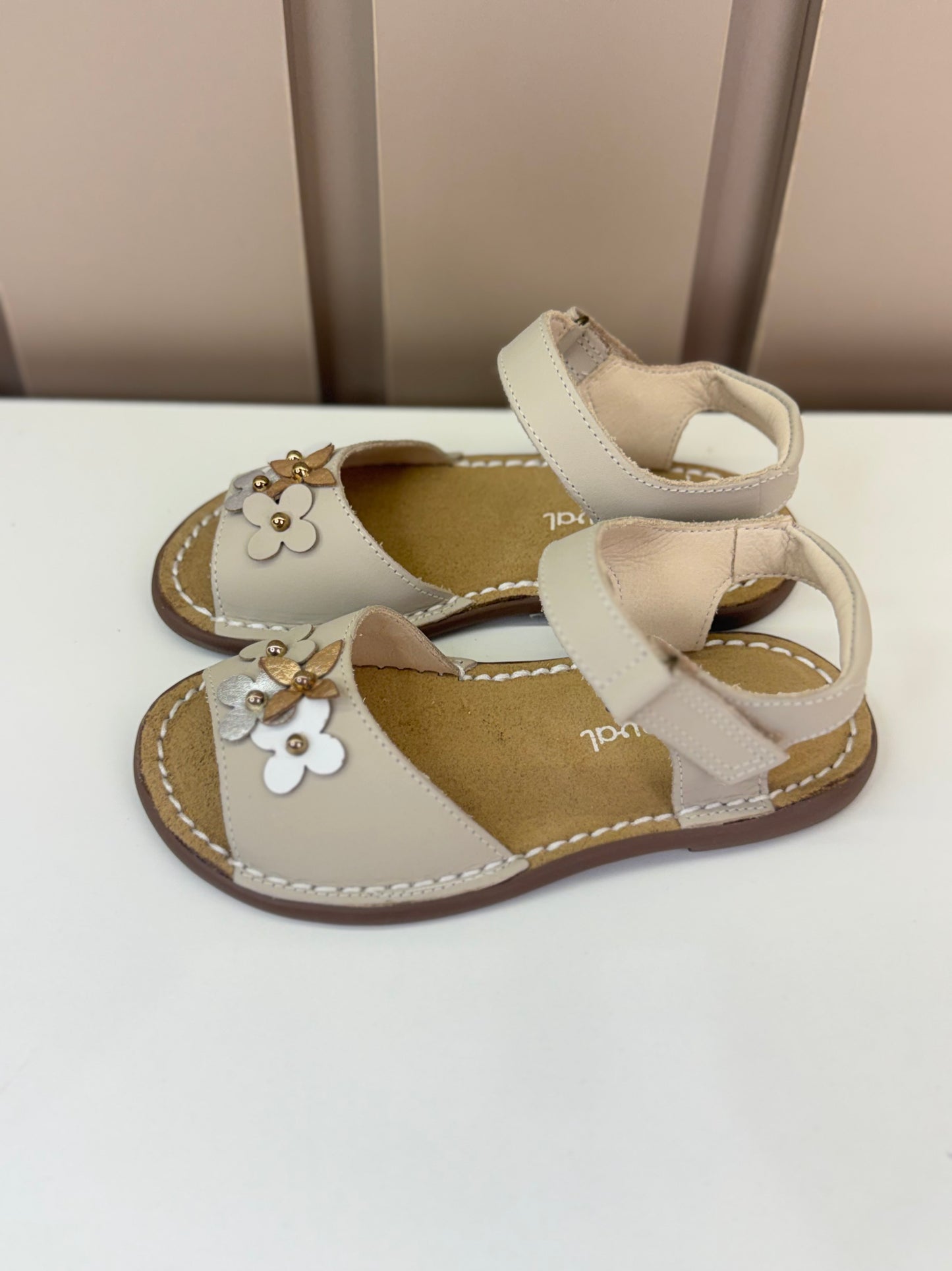 Sandália Infantil Jardim Areia - Petit Cheval