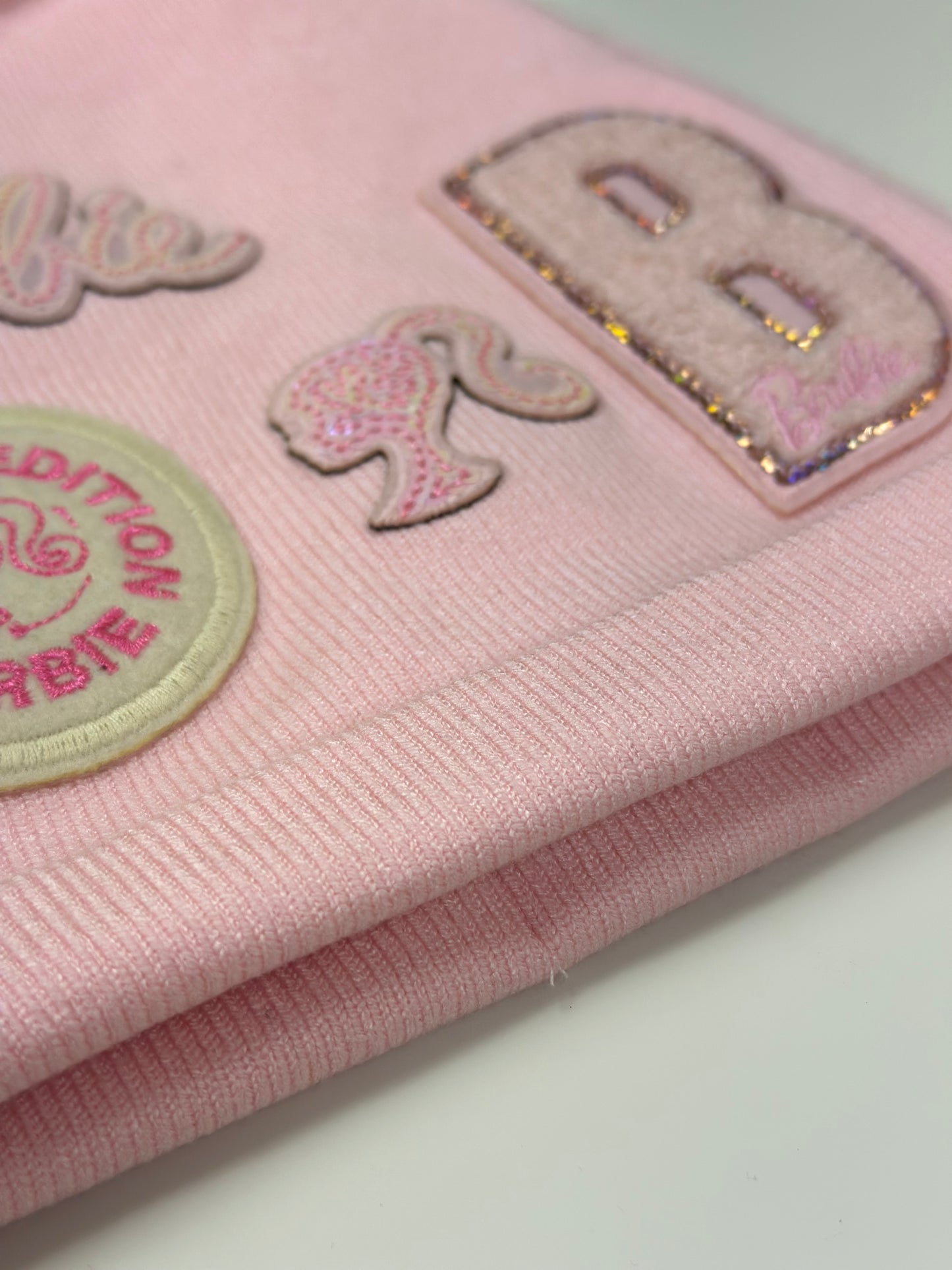 Touca Infantil Tricot Multipatches Barbie Sugar Rose - Pituchinhus
