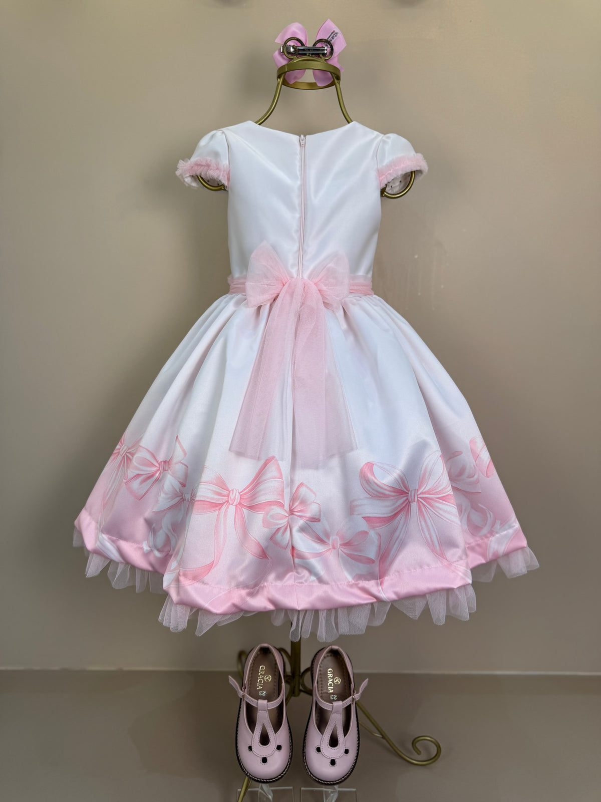 Vestido Infantil Laços e Pérolas Saia Tule Rosa - Petit Cherie