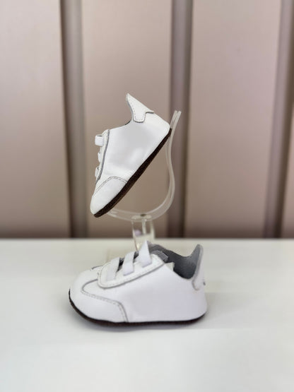 Sapato Bebê Couro Bola Branco - Petit Cheval