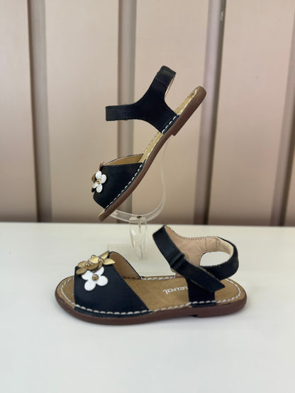Sandália Infantil Jardim Noir - Petit Cheval