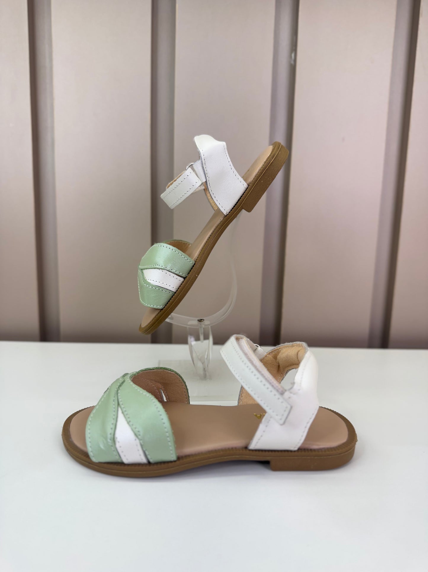 Sandália Infantil Flor Kiwi Branca Perolada - Gracia