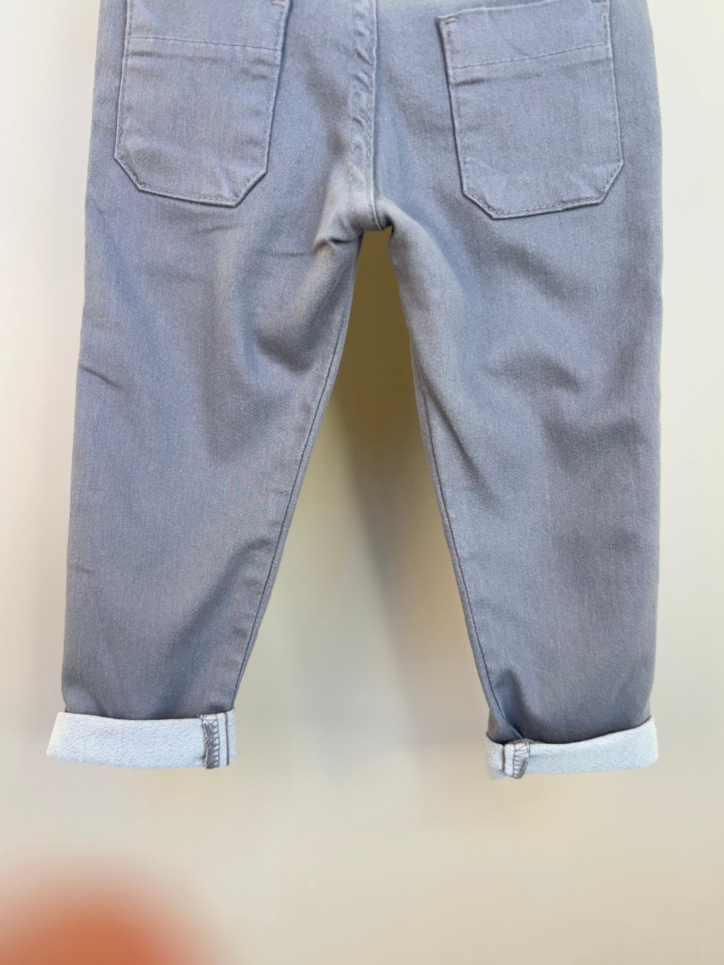 Calça social skinny de sarja cinza - Dame