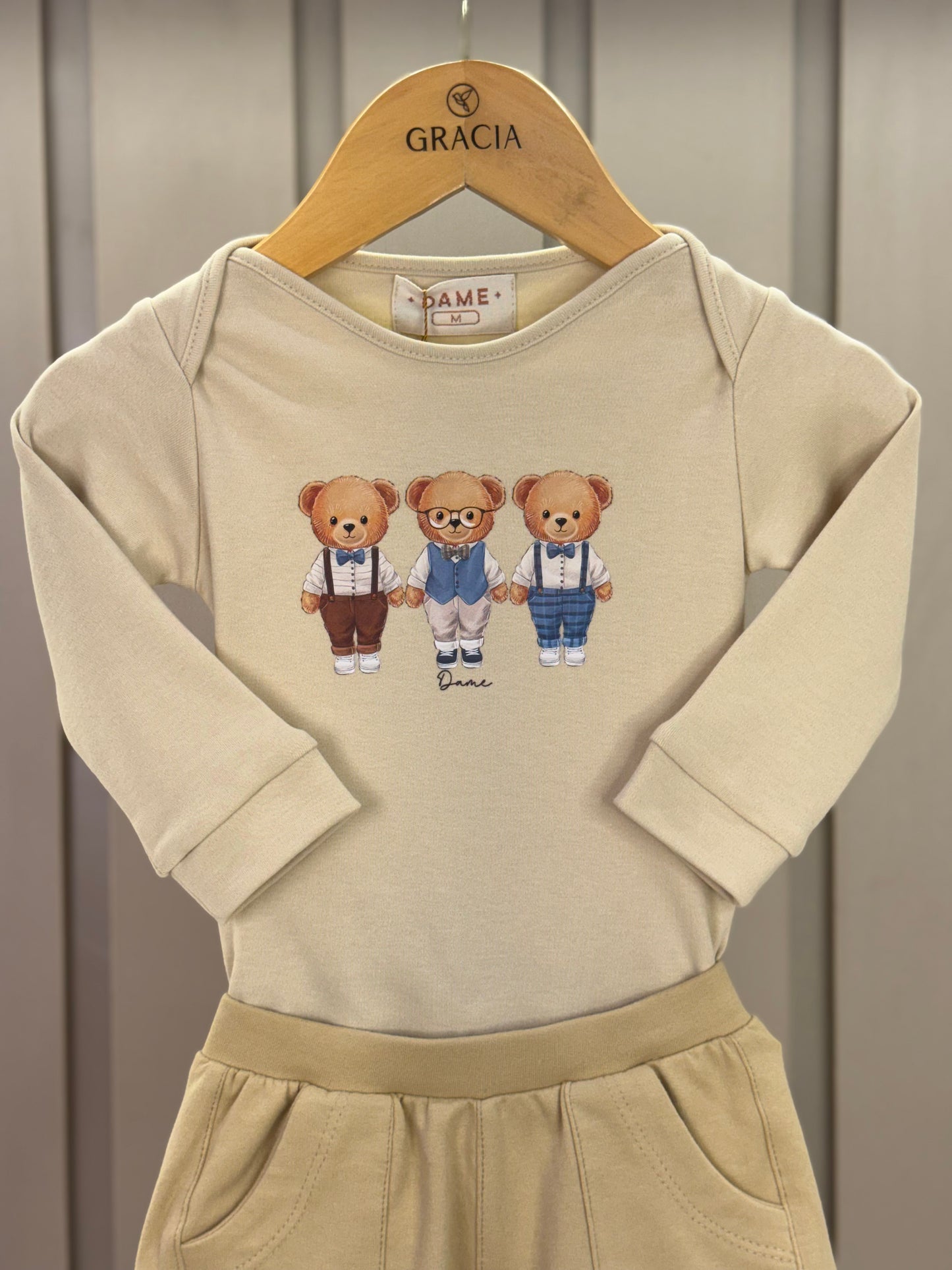 Conjunto Bebê Body Suedine Algodão ML Trio Teddy e Bermuda Moletom Algodão Bege - Dame