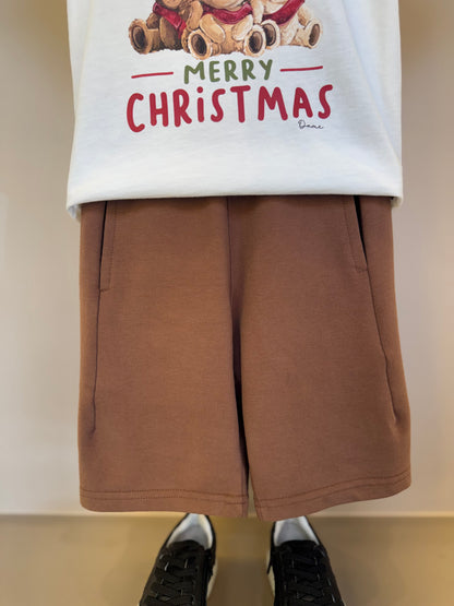 Conjunto Infantil Camiseta Algodão Teddy Natal MC e Bermuda Moletom Bolso Embutido Chocolate - Dame