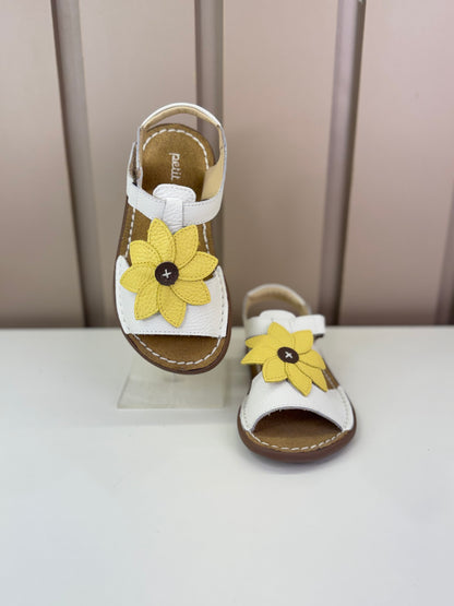 Sandália Infantil Carrossel Blanche Flor Margarida - Petit Cheval