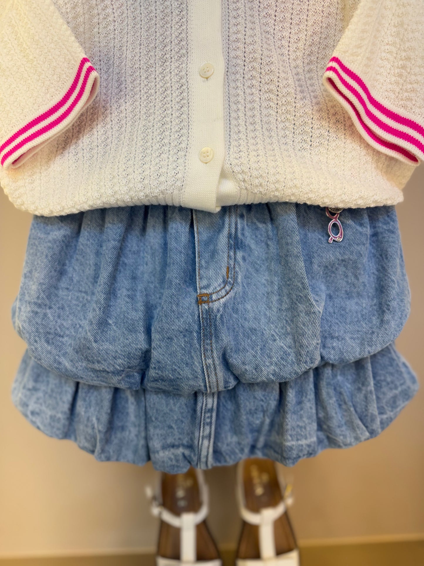 Conjunto Infantil Blusa Tricot Minnie Tennista e Saia Jeans Balonê - Animê