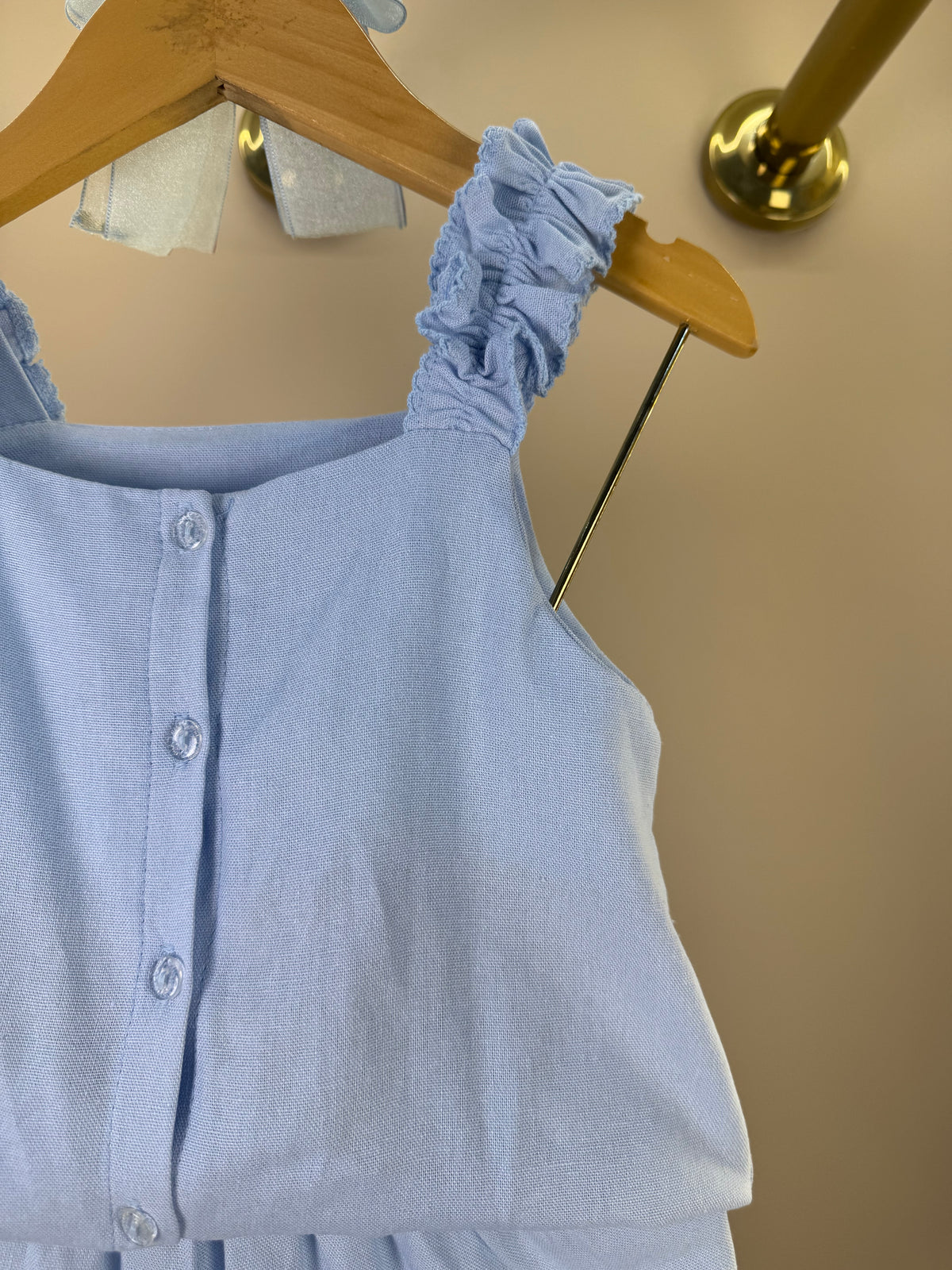 Conjunto Infantil Blusa Linho Bordada Flores e Shorts Bordado Flores - Petit Cherie