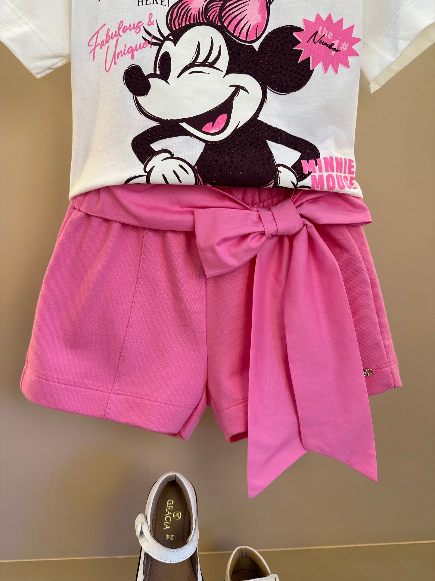 Conjunto Infantil Blusa Minnie e Shorts Laço Rosa Pop - Animê