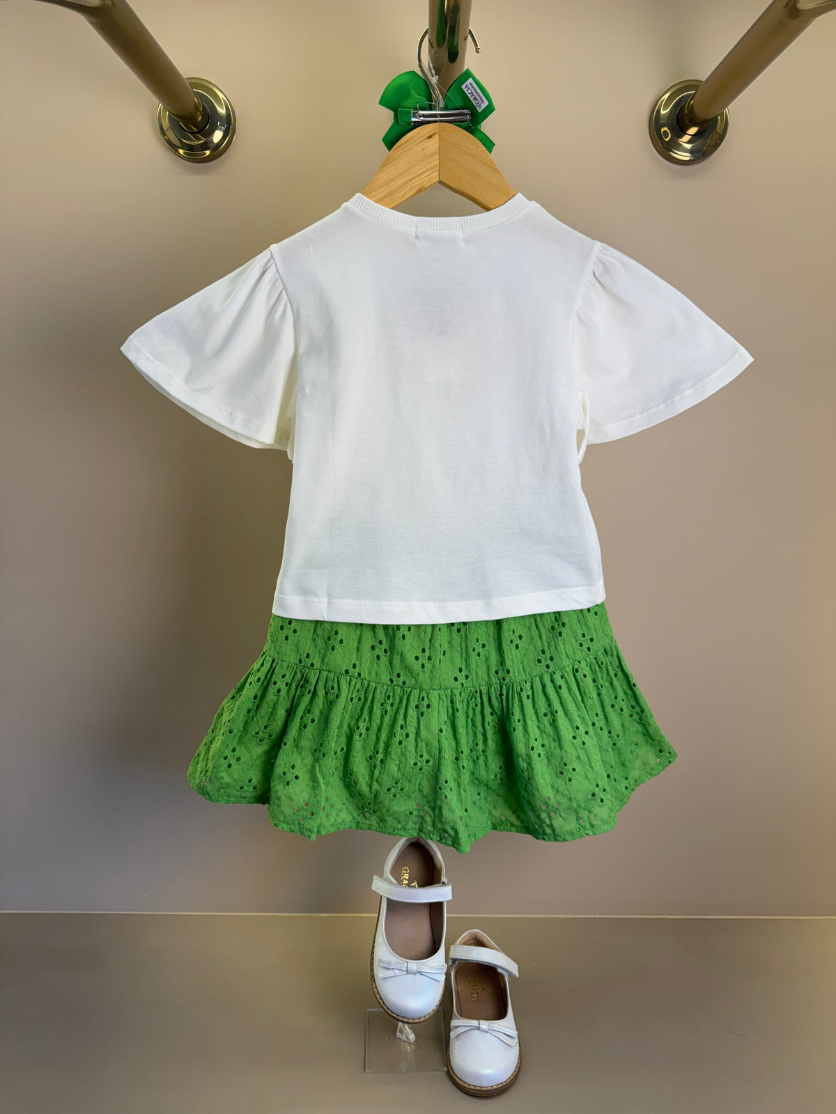 Conjunto Infantil Blusa Laço Estampado e Saia Bordado Verde - Momi