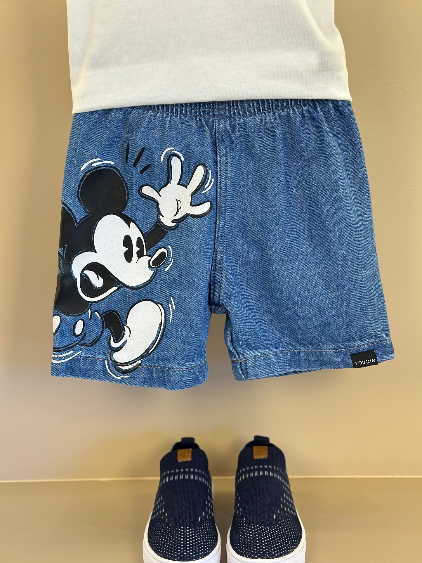 Conjunto Infantil Camiseta Mickey Pérola e Bermuda Jeans Mickey - Youccie