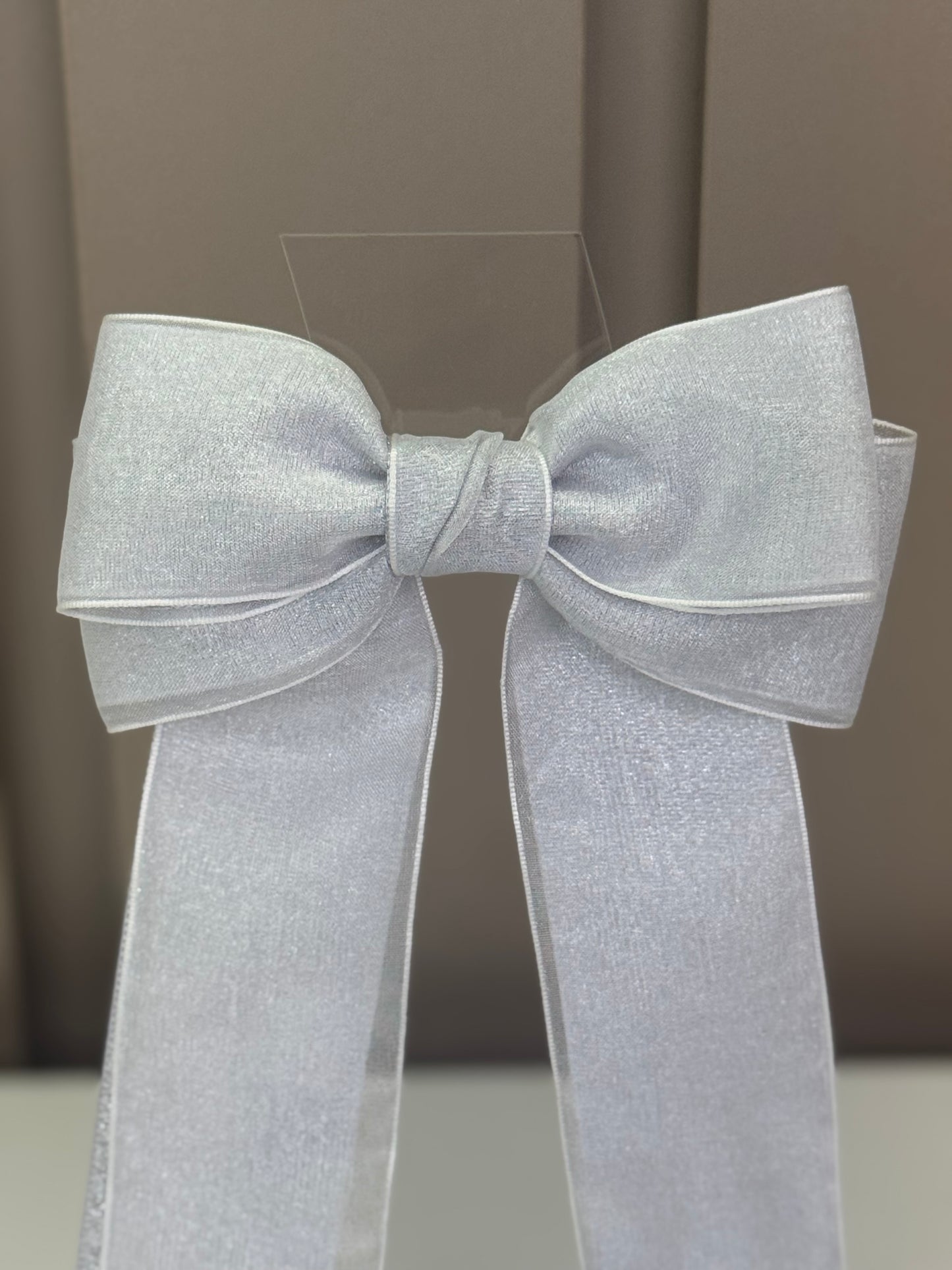 Laço Infantil Special Alongado Organza Sobreposta Prata Tam. G - Gracia