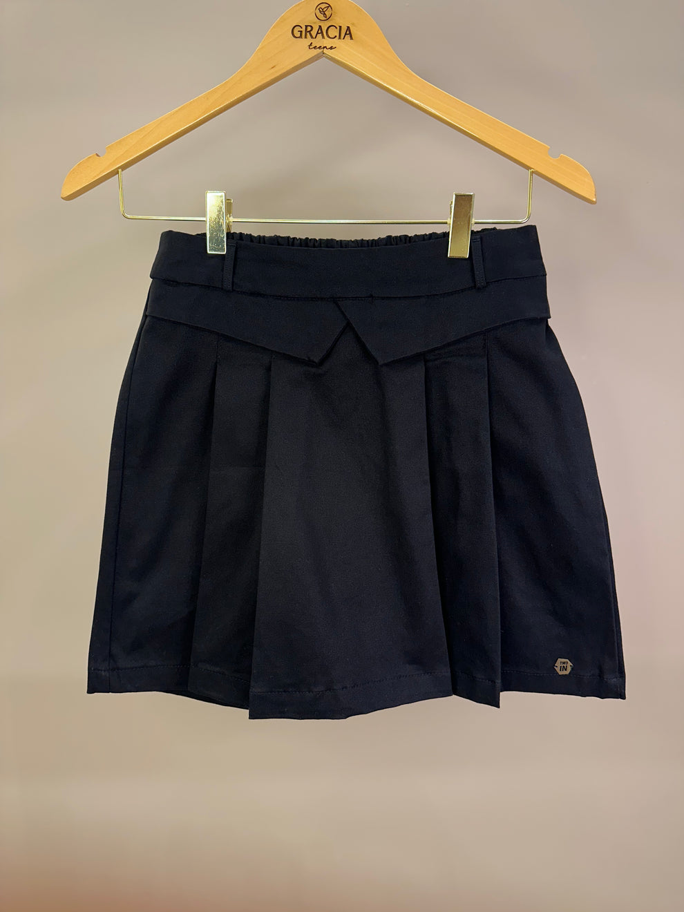 Conjunto Teen Blusa ML Tule Estrelas e Saia Sarja com Pregas Preta - Two In