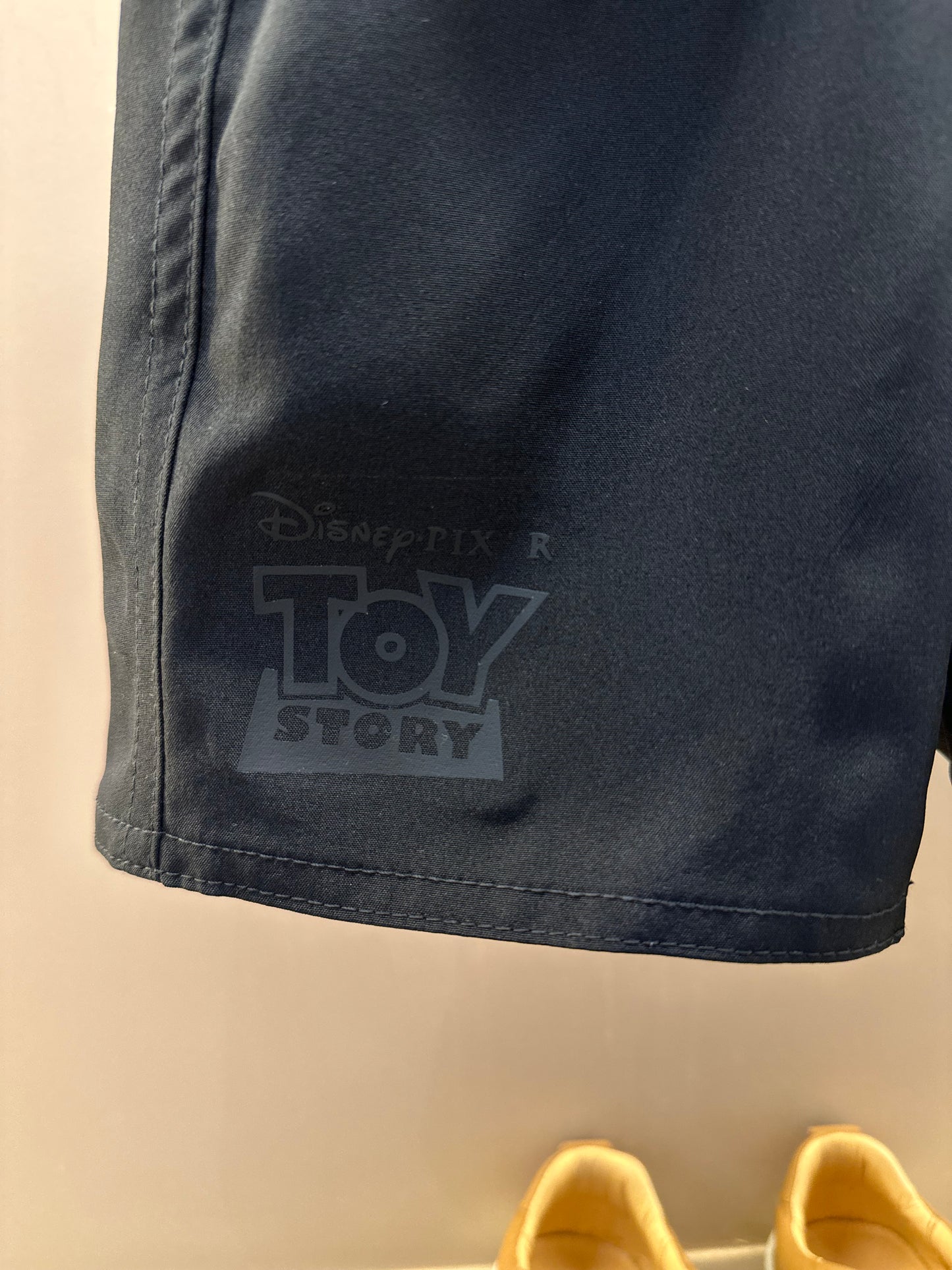 Conjunto Infantil Camiseta Toy Story  Woody e Bermuda  Moletom Preta - Youccie