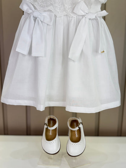 Vestido Bebê Algodão Gola Babados Bordada com Lacinhos Branco - Roana