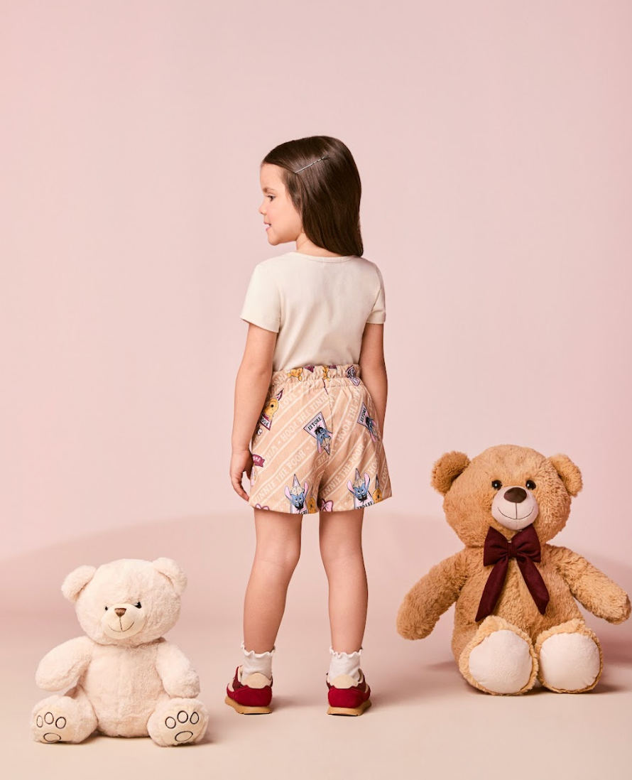 Conjunto Infantil Blusa MC Branca Pooh e Shorts Bege Vanilla - Momi