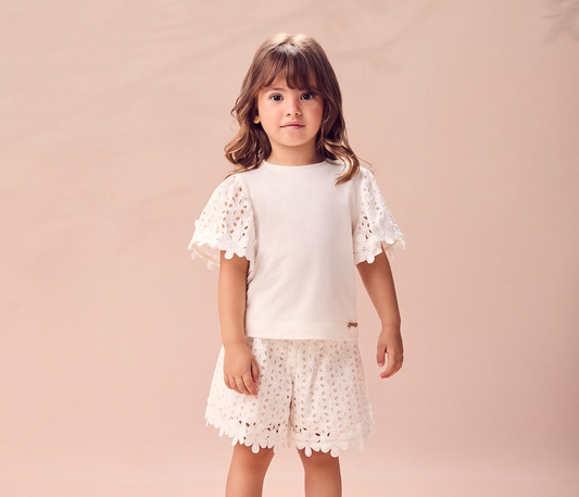 Conjunto Infantil Blusa e Shorts Flores Bege - Animê