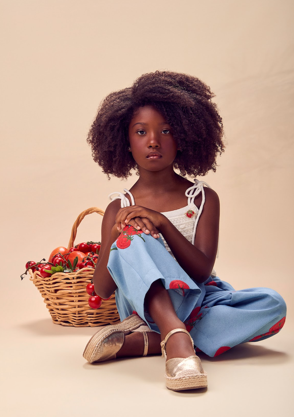 Conjunto Infantil Blusa Branca Calça Bordado Tomate - Animê