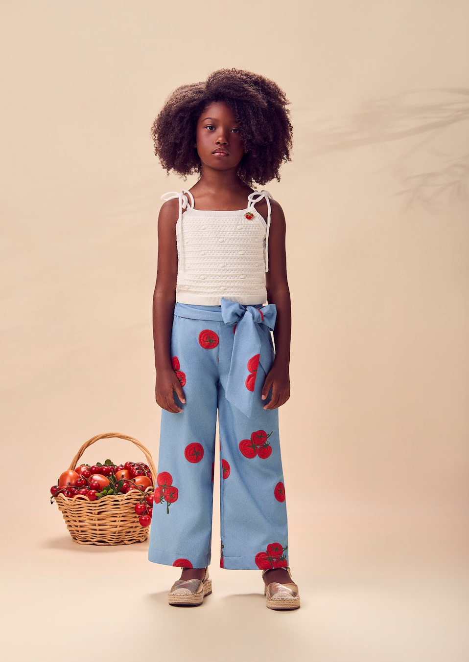 Conjunto Infantil Blusa Branca Calça Bordado Tomate - Animê