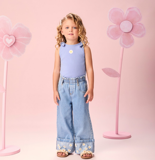 Conjunto Infantil Regata Infantil Turim Lilas e Calça Jeans Aplique Flor na Barra - Momi