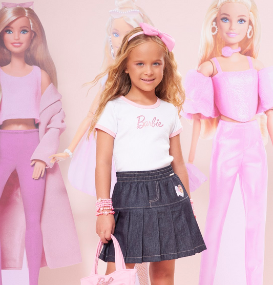 Conjunto Infantil Blusa Barbie Strass e Short Saia Jeans Plissada Barbie - Pituchinhus