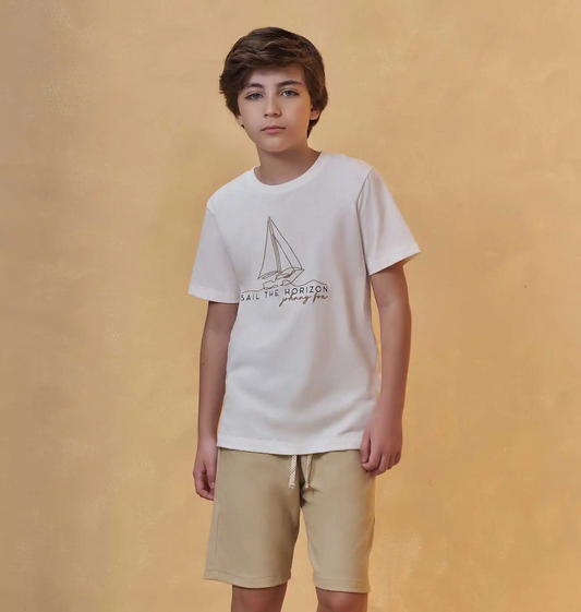 Conjunto Infantil Camiseta Estampa de Barco e Bermuda Off-White - Little Johnny